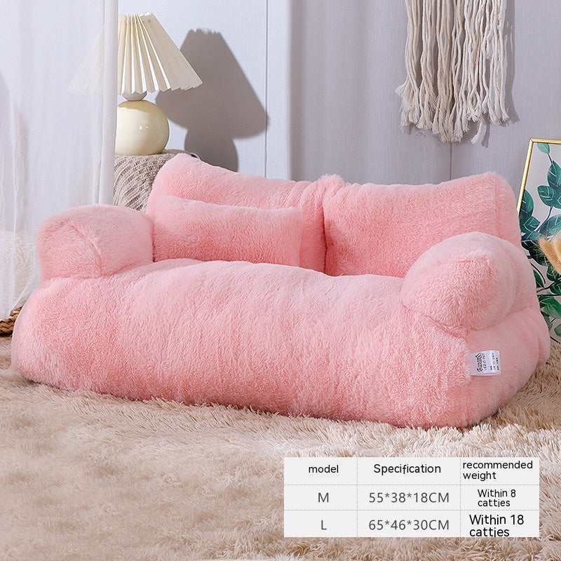 A display image of the Snugglebugsupply's Luxury Winter Sofa Cat Bed