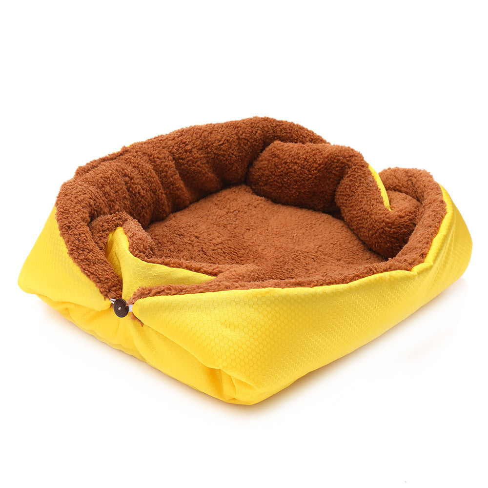 A display image of the snugglebugsupply's  Pet Soft Fleece Blanket Bed