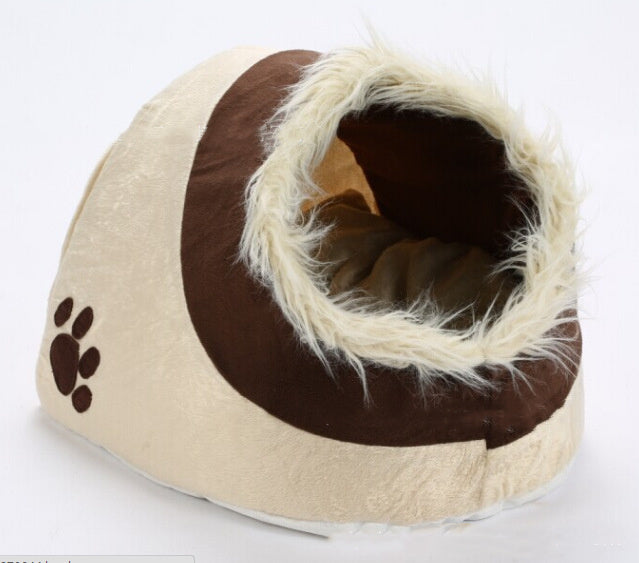 SnuggleBugSupply comfy pet bed on display, designed for ultimate relaxation and cozy sleep for pets.